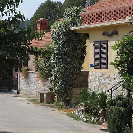 Holiday House With A Swimming Pool Rakotule, Central Istria - Sredisnja Istra - 7071 * Rakotule