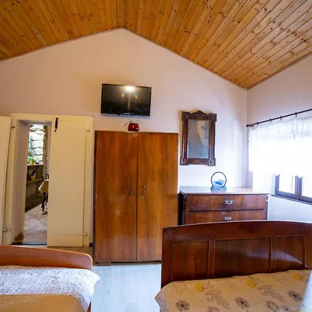 Holiday House With A Swimming Pool Rakotule, Central Istria - Sredisnja Istra - 7071 * Rakotule