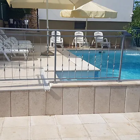 Holiday House With A Swimming Pool Rakotule, Central Istria - Sredisnja Istra - 7071 * Rakotule